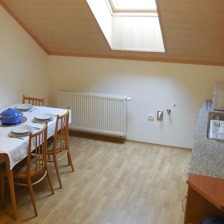 Privat Pod Kostolom - Ubytovanie Valcsa Kültér fotó