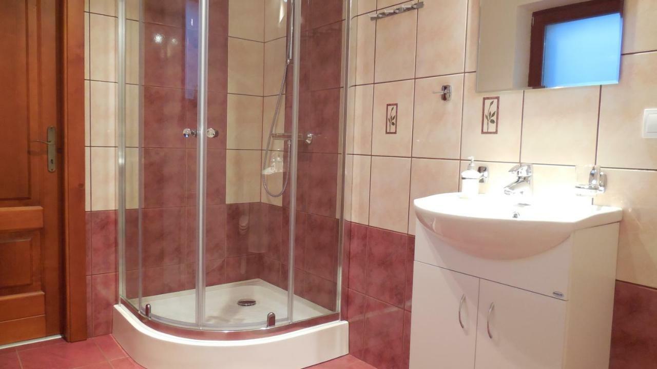 Privat Pod Kostolom - Ubytovanie Valcsa Kültér fotó